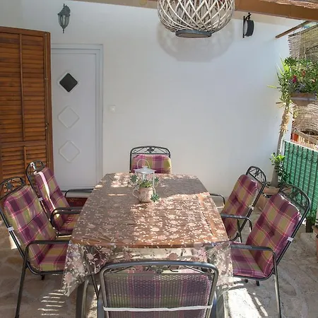 Sogor Apartment