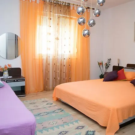 Apartment Sogor *